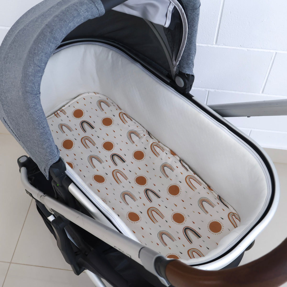 Universal Pram Bassinet Liner - Rainbows
