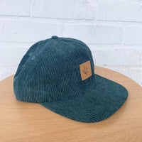 Corduroy snap back hat