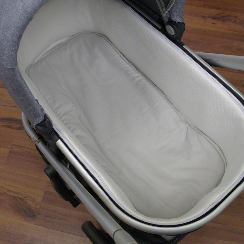 Universal Pram Bassinet Liner - Turtles